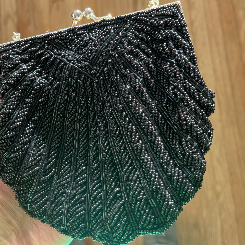 Beaded vintage scalloped evening bag